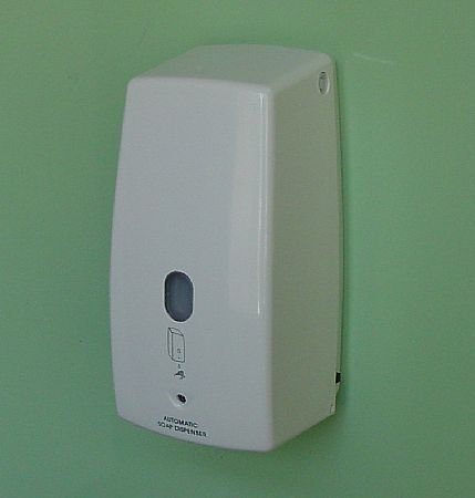 洁博士厂自动皂液器，自动皂液机，泡沫皂液器，泡沫皂液机，自动感应给皂液机器